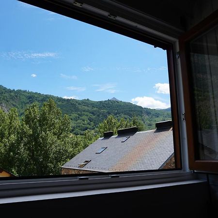 Atico Pico Cerler Apartment Benasque Exterior foto